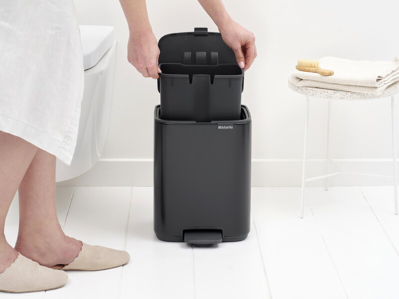 Brabantia Bo Pedal Bin, 7 L, matt black, decoration image
