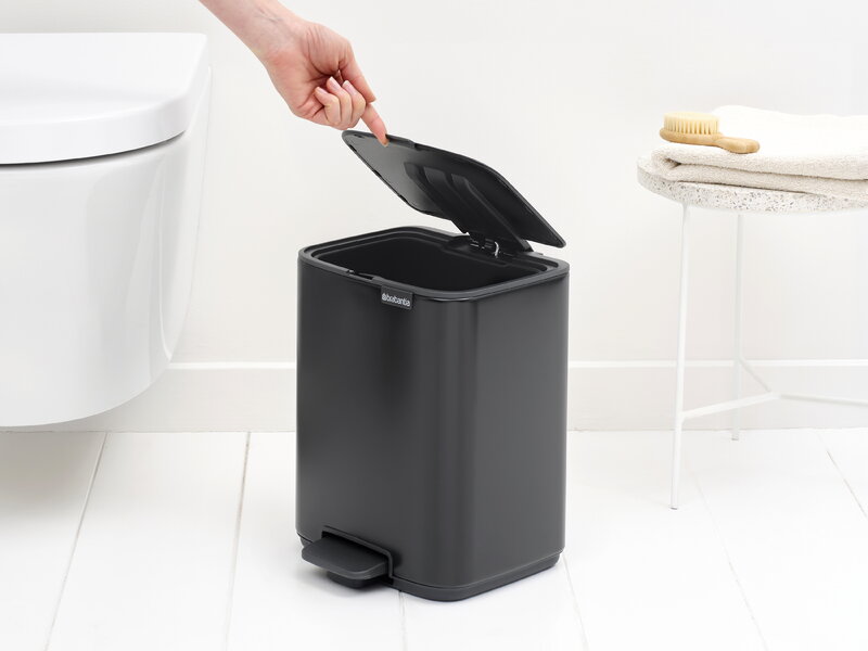 Brabantia Bo Pedal Bin, 7 L, matt black, decoration image