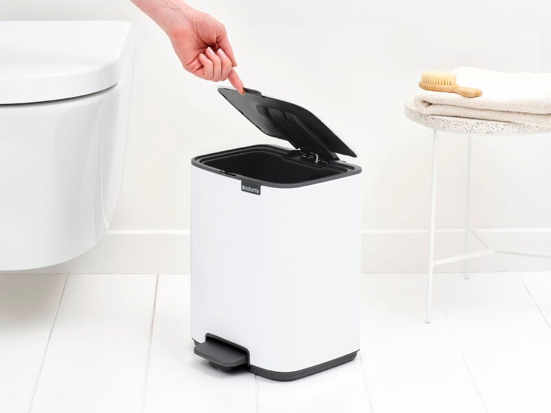 Brabantia Bo Pedal Bin, 7 L, white, decoration image
