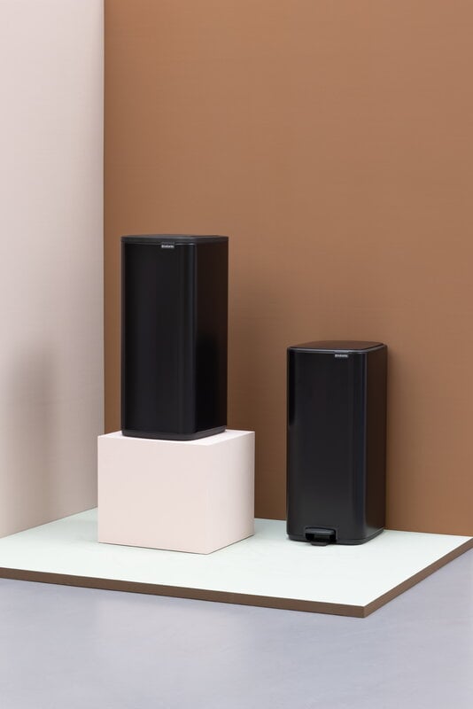 Brabantia Bo Touch Bin roska-astia, 30 L, matta musta, näkymä 16