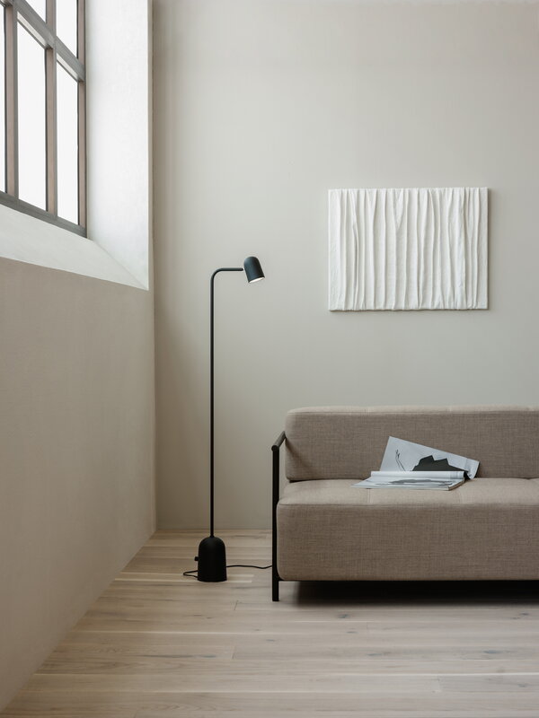 Northern Buddy floor lamp, black, decoration image
