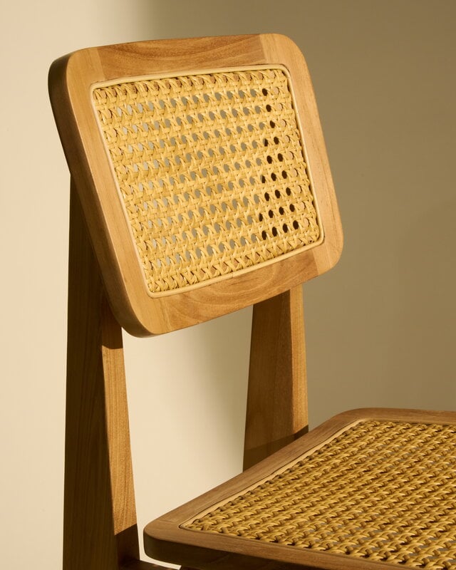 GUBI C-chair Outdoor, teak - HDPE cane, decoration image