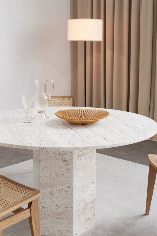 GUBI Epic dining table, round, 130 cm, white travertine