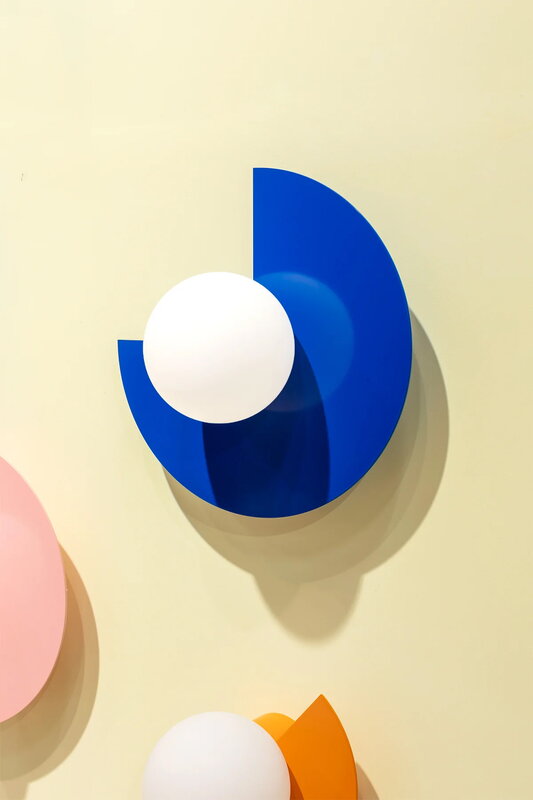 Swedish Ninja Candy Big Circle 270 S wall lamp, hardwired, electric blue, decoration image