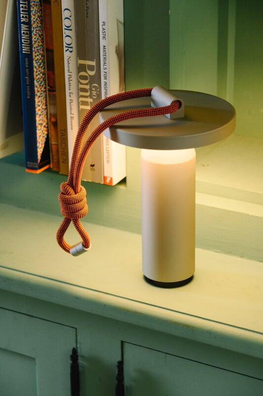 Petite Friture Lampe portable Quasar, 26 cm, gris, image décorative