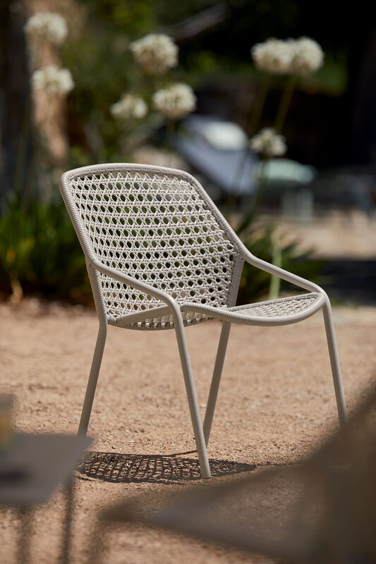 Fermob Croisette fauteuil bas, 4 pcs, gris argile, image décorative