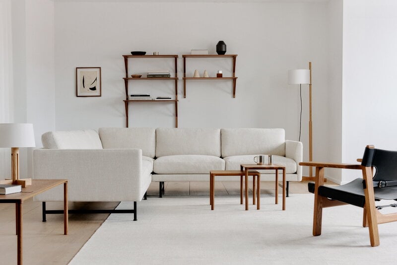 Fredericia Piloti sohvapöytä, 120 x 39 cm, savustettu tammi, näkymä 2
