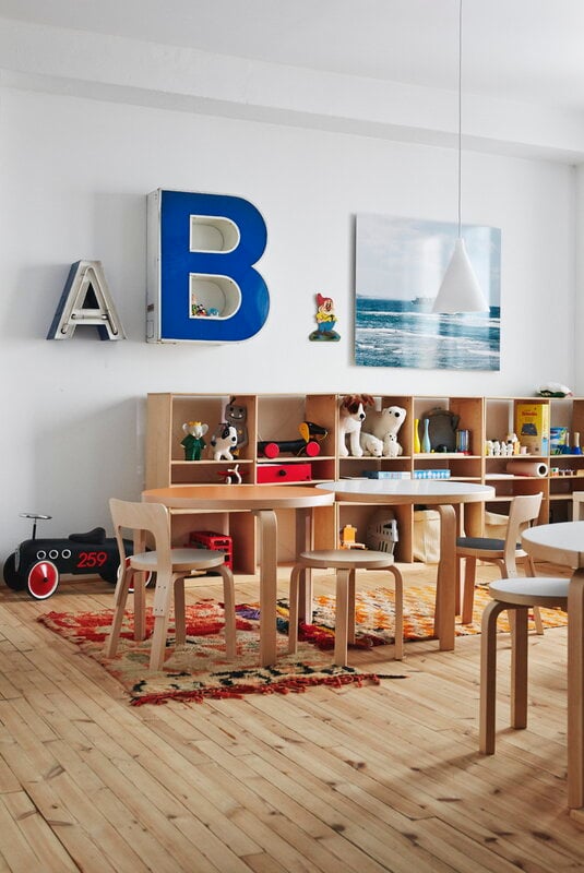Artek Aalto children's stool NE60, birch, decoration image