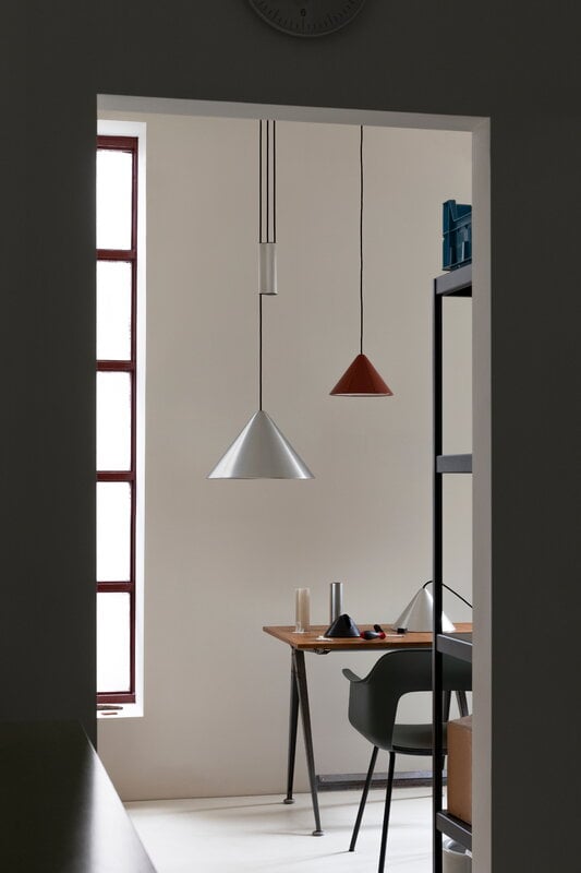 HAY Compass Adjustable pendant, 430, brushed aluminium, decoration image