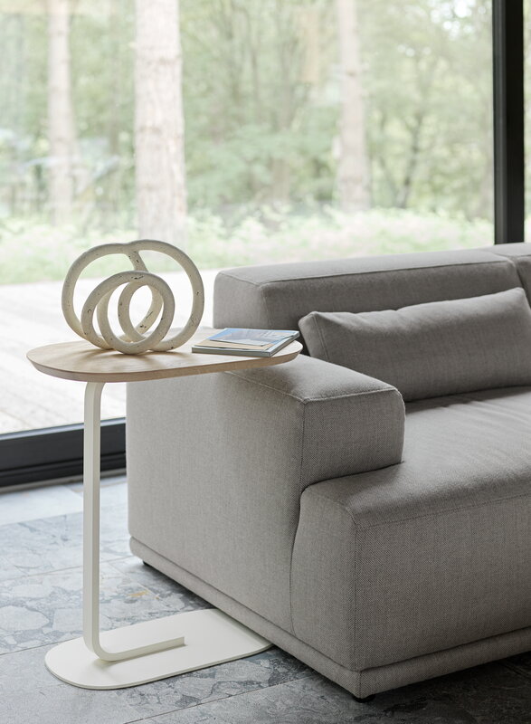 Muuto Relate side table, h. 60,5 cm, solid oak - off white, decoration image