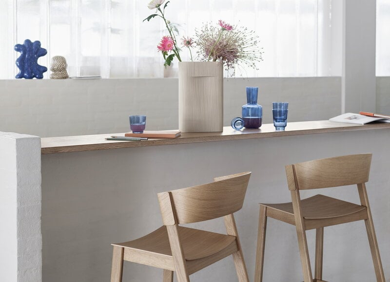 Muuto Cover side chair, oak, decoration image