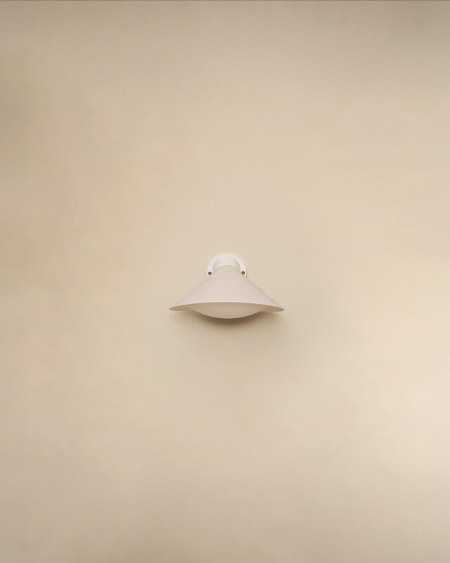 DCWéditions Plume bath wall lamp, matte white, view 2