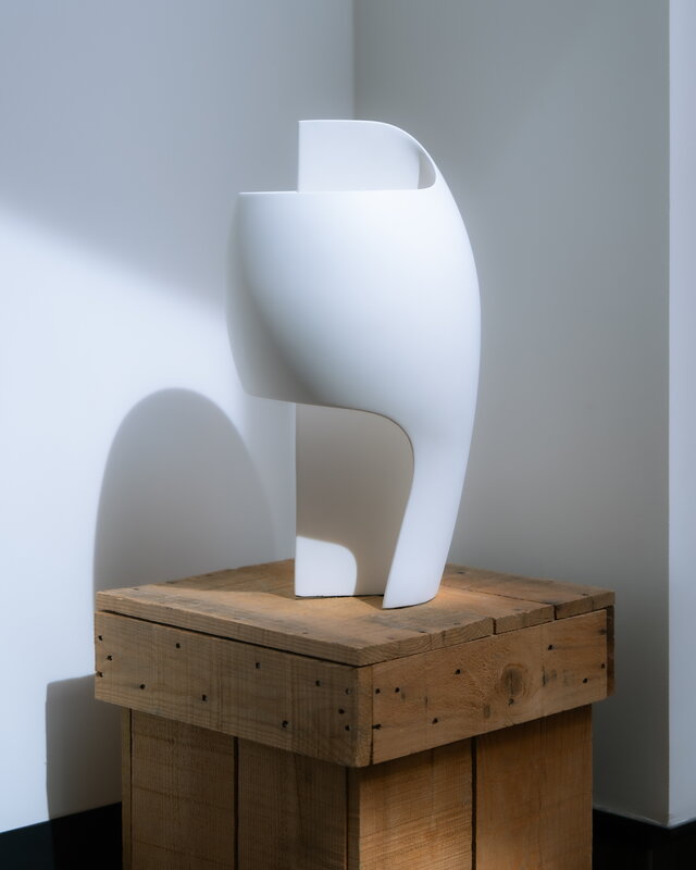 DCWéditions Grande B table lamp, white, decoration image