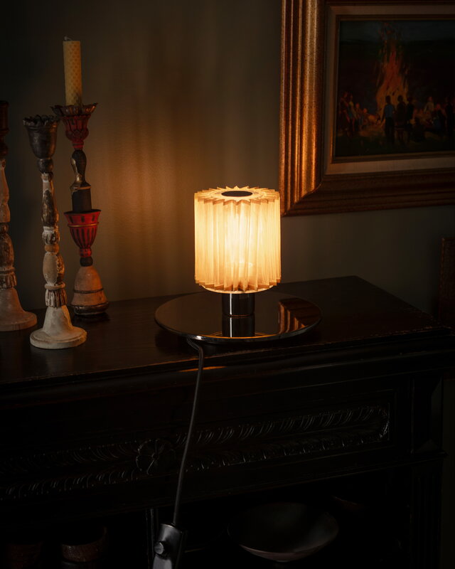 DCWéditions Lampe de table In the Sun 220, argent - or, image décorative
