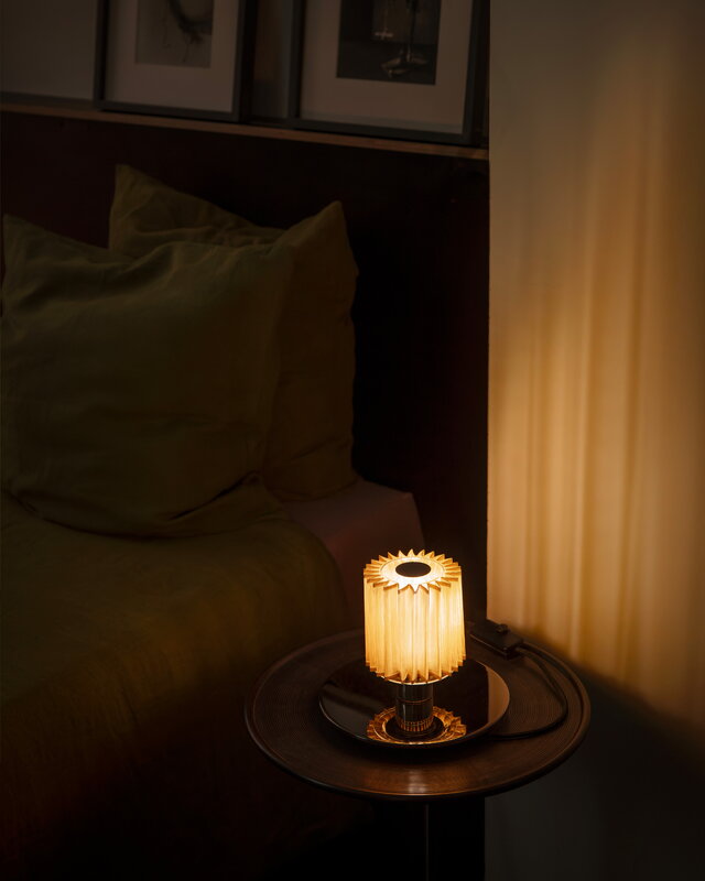DCWéditions Lampe de table In the Sun 220, argent - or, image décorative