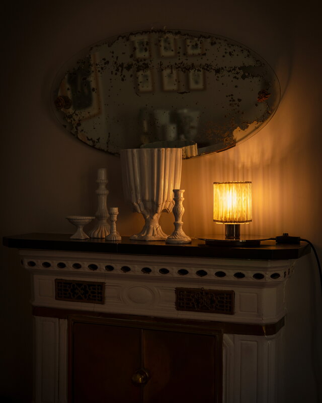 DCWéditions Lampe de table In the Sun 220, argent - or, image décorative