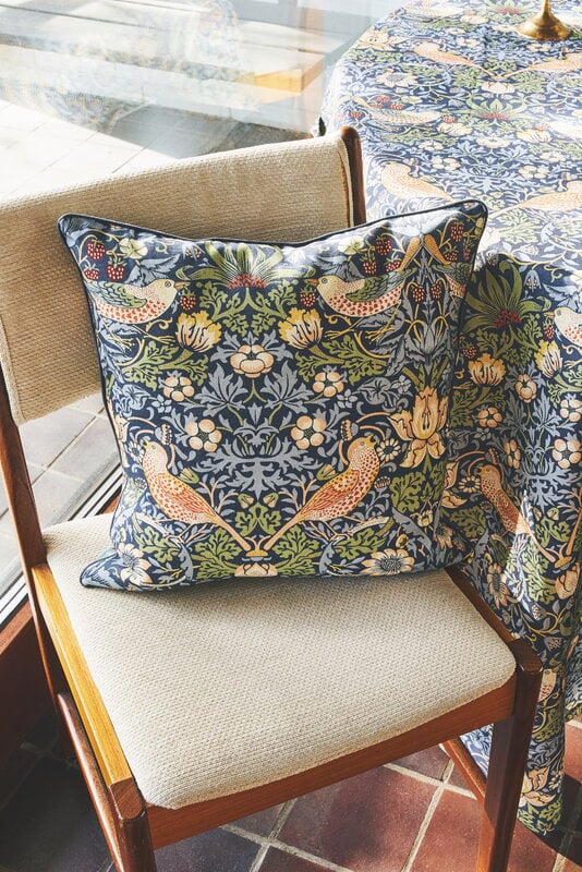 Havi William Morris Strawberry Thief fodera per cuscino, 45 x 45 cm, blu, vista 2
