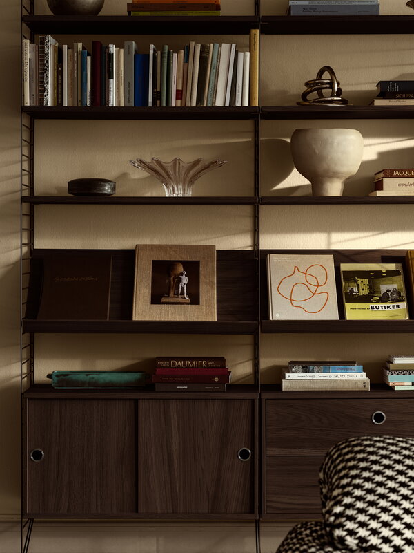 String Furniture String magazine shelf, 58 x 30 cm, dark oak