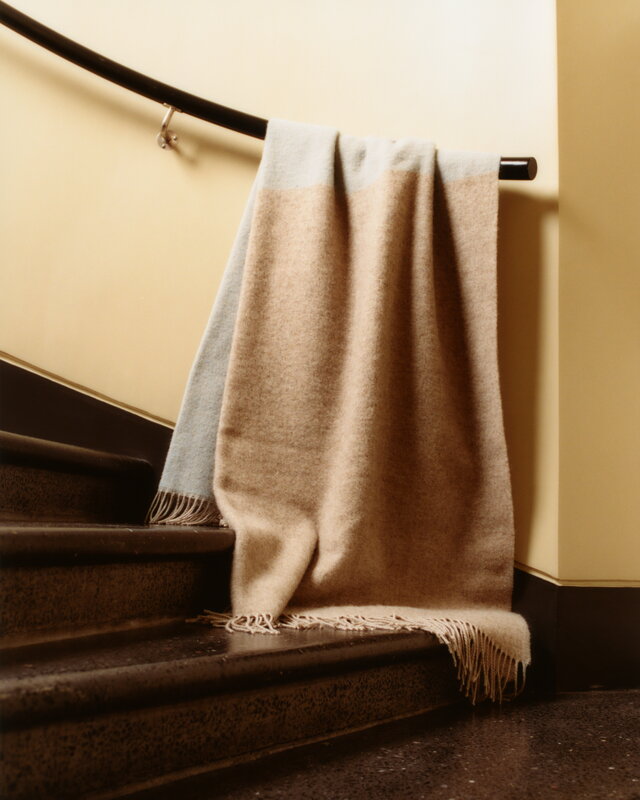 Lapuan Kankurit Kotona blanket, 140 x 200 cm, Tones of Modernism, natural beige–light blue, decoration image
