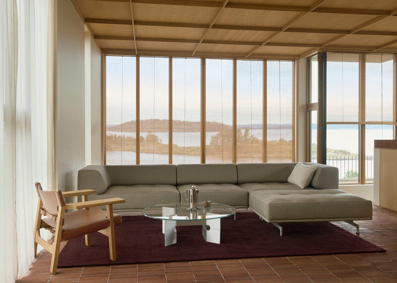 Fredericia Delphi Elements sohva, conf. A, harjattu alumiini - beige Keiga 242, sisustuskuva