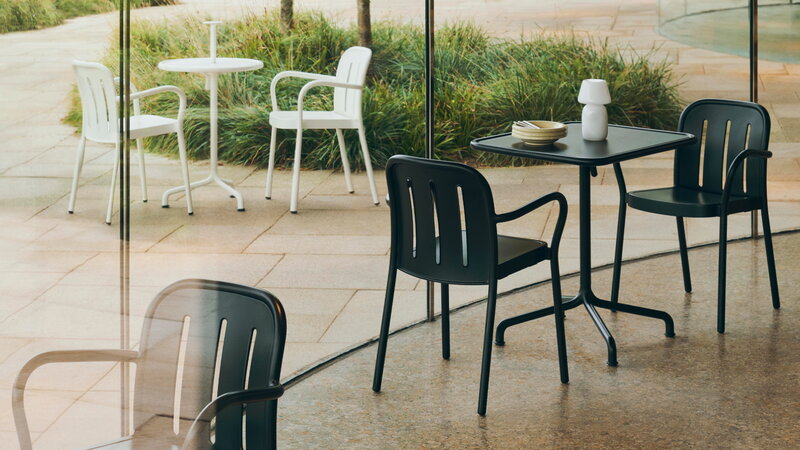 HAY Deville table, diam. 55 cm, cream white, decoration image
