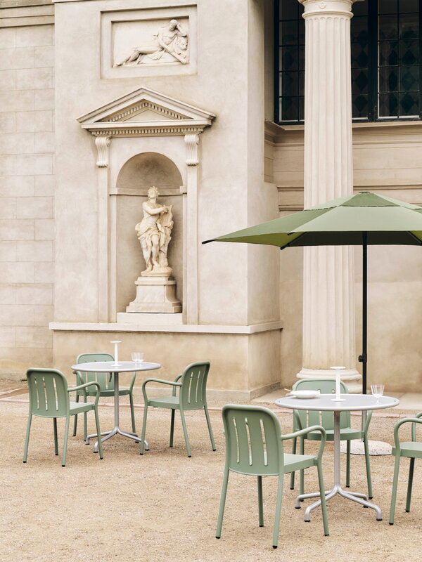 HAY Deville table, diam. 80 cm, silver grey, decoration image