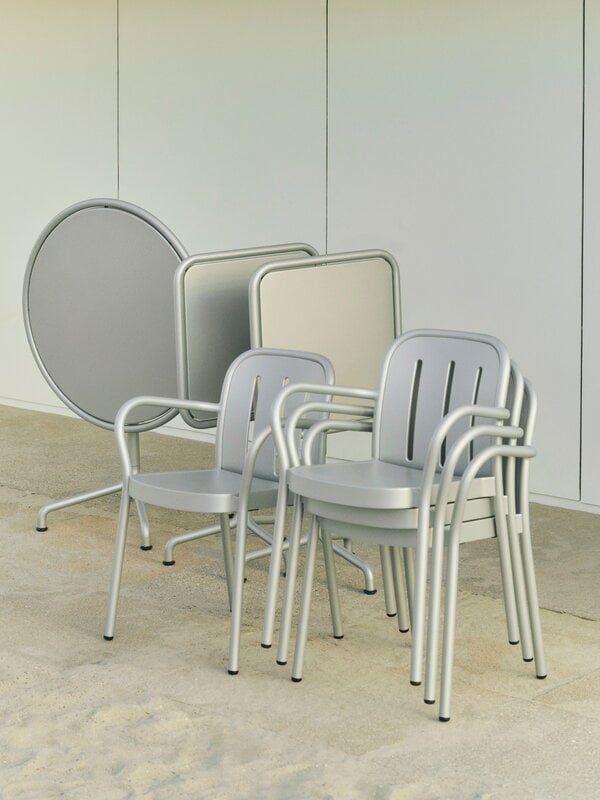 HAY Deville table, diam. 80 cm, silver grey, decoration image