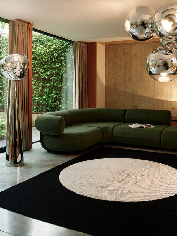 Tom Dixon Disc rug, black, decoration image