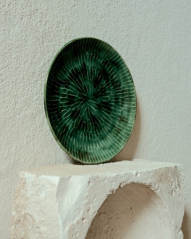 Serax Verde Lanza plate, L, 2 pcs, green, decoration image