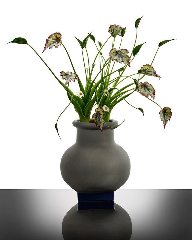 Serax Rosamar flower pot 07,  grey - dark blue, view 2