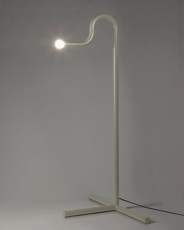 valerie_objects La Uno Bianca floor lamp, white, decoration image