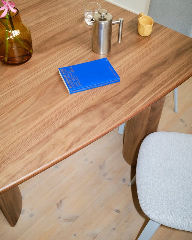 Muuto Re-norm table, 130 x 120 cm, lacquered walnut, decoration image