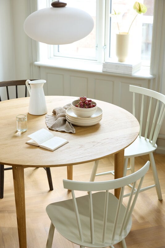 FDB Møbler C62 Bjørk dining table, 115 cm, oiled oak, decoration image