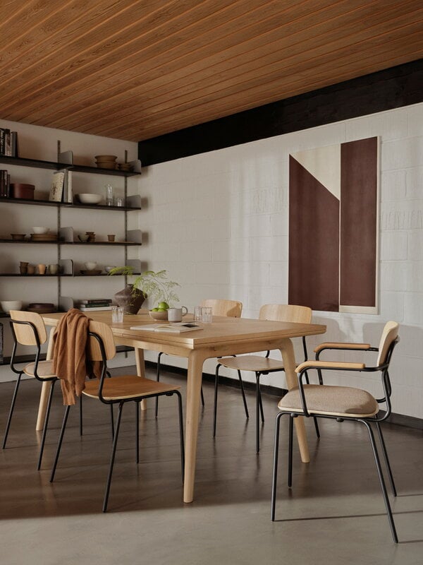 FDB Møbler C65 Åstrup extendable dining table, 100 x 220 cm, lacquered oak, decoration image