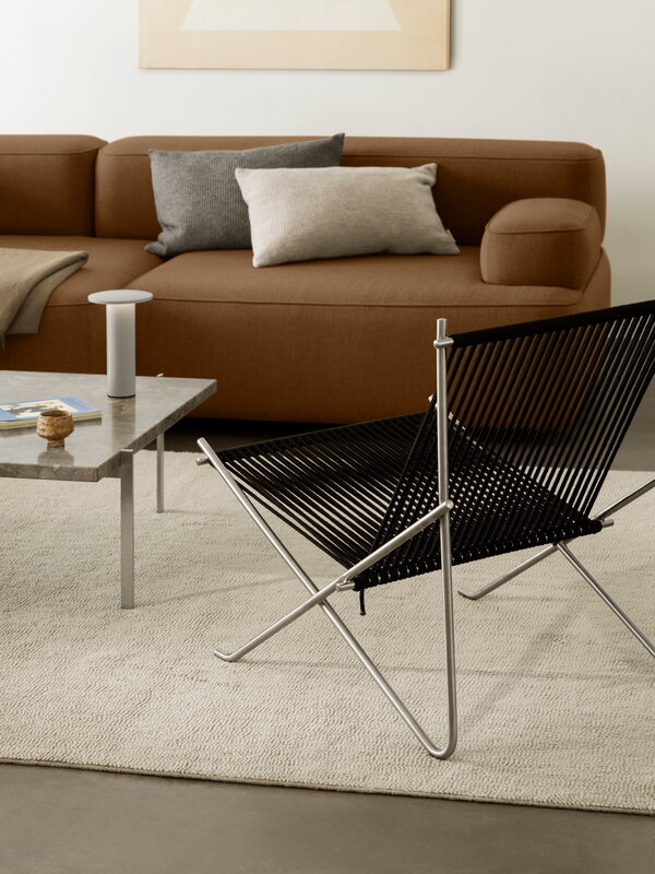 Fritz Hansen Solae portable lamp, warm grey, decoration image