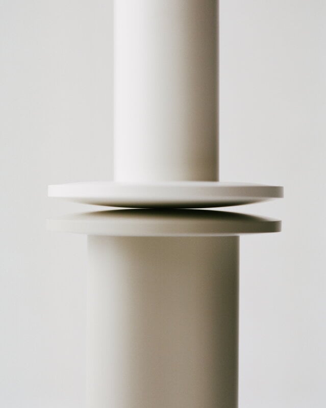 Fritz Hansen Solae portable lamp, white, decoration image