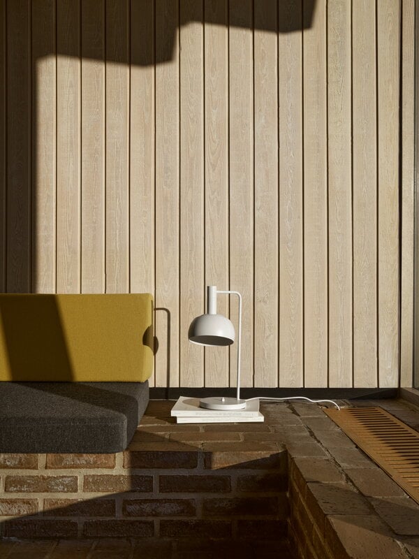 Louis Poulsen FJ Elements table lamp, 175 mm, white, decoration image