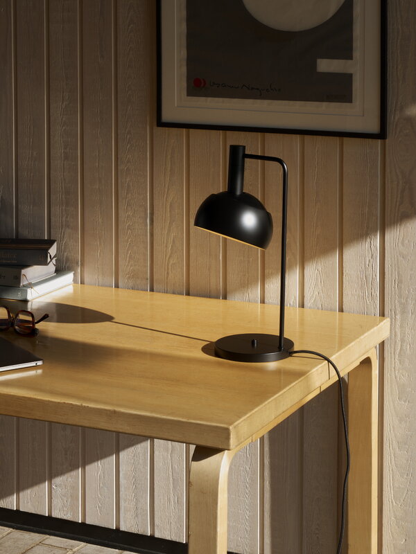 Louis Poulsen FJ Elements table lamp, 175 mm, black, decoration image