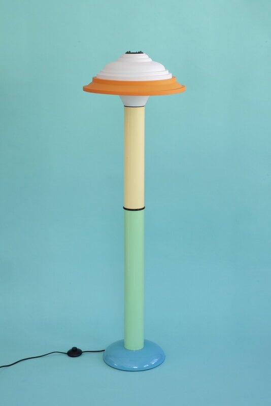 Sowden FL4 floor lamp, yellow - green, decoration image