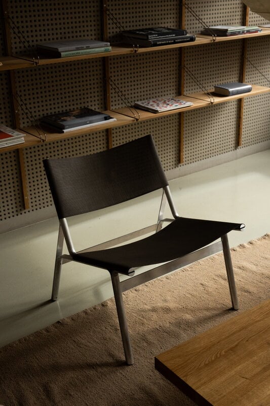 Frama Union nojatuoli, alumiini - taupe mesh, sisustuskuva