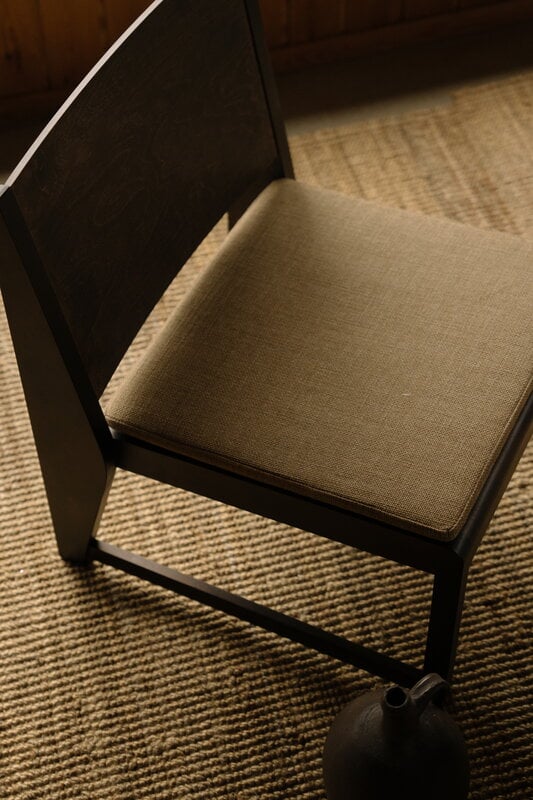 Frama Easy Chair 01 nojatuoli, tummanruskea koivu, näkymä 12