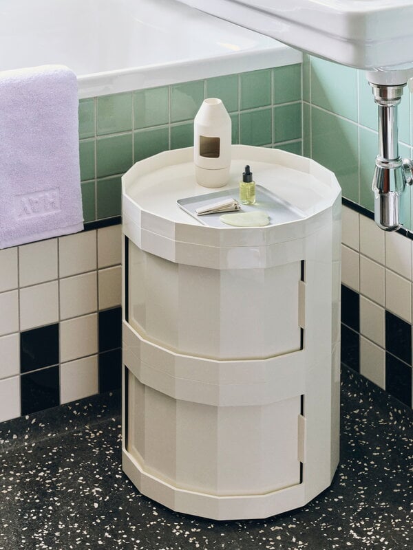 HAY Facet cabinet 20, two doors, eggshell, decoration image