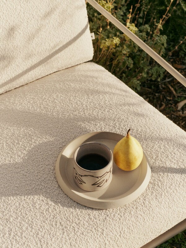 Ferm Living Assiette à dessert Erena, 22 cm, crème, image décorative