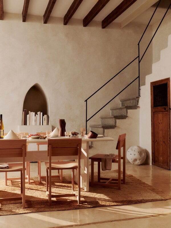 Ferm Living Vist dining chair, Douglas fir, decoration image