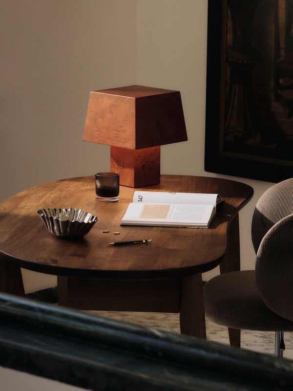 Ferm Living Burl table lamp, dark stained burl, decoration image