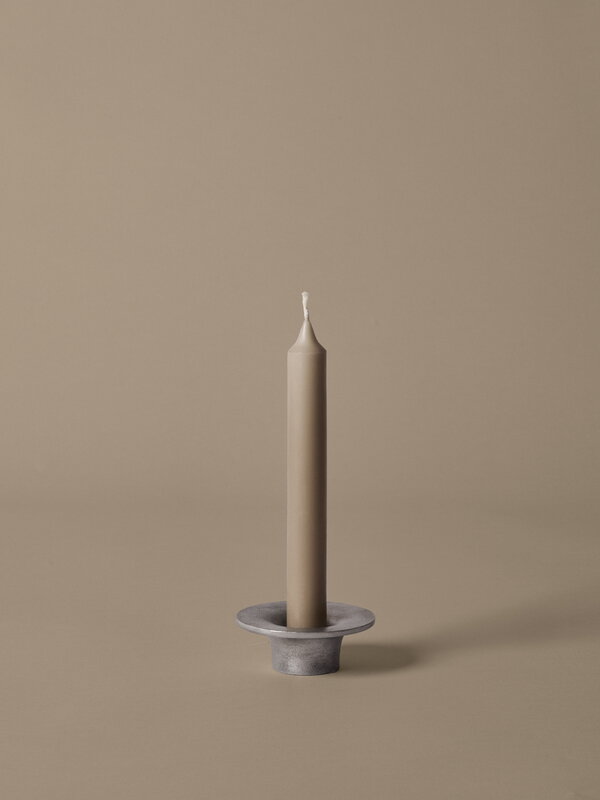 Ferm Living Soothe - Portavelas, aluminio, imagen de decoración