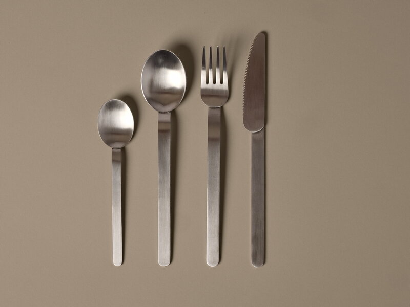 Ferm Living Stelo couverts, ensemble de 4, acier inoxydable brossé, image décorative