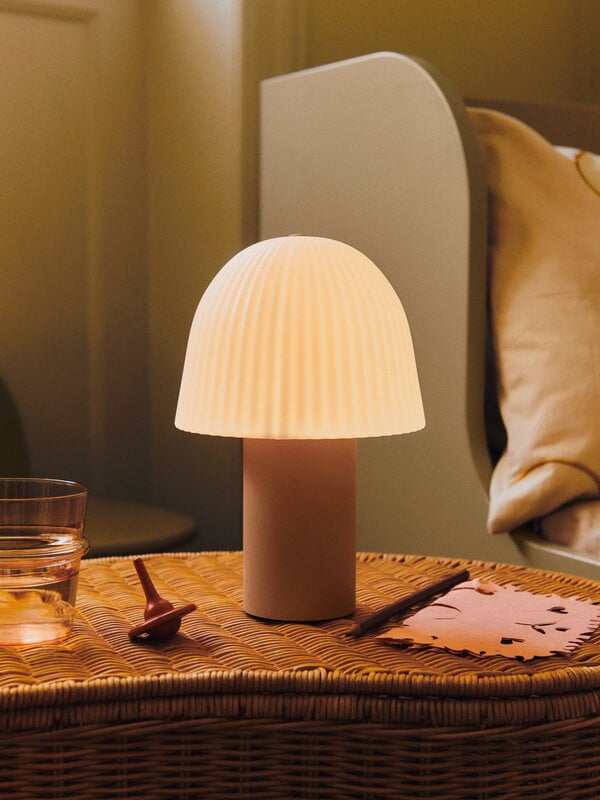 Ferm Living Sill Junior bed, cashmere, decoration image