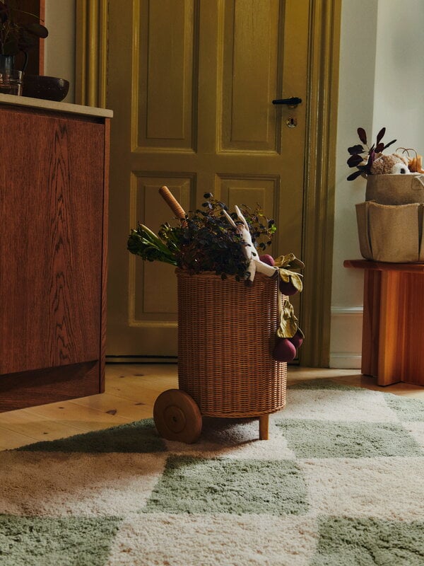 Ferm Living Tilt - Tapis, 140 x 200 cm, vert orme, image décorative
