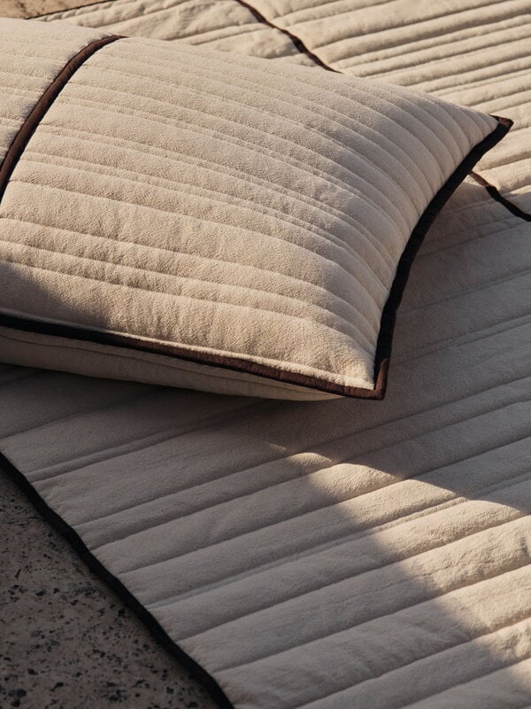 Ferm Living Vari quilted bedspread, single, 180 x 260 cm,  natural - dark chocolate, decoration image